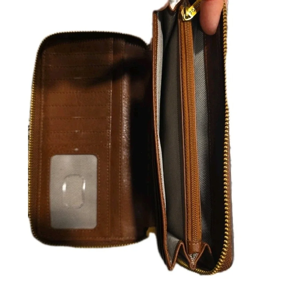 Fossil Liza Slim Bifold Clutch Wallet Brown Leather Purse with Brass Detail